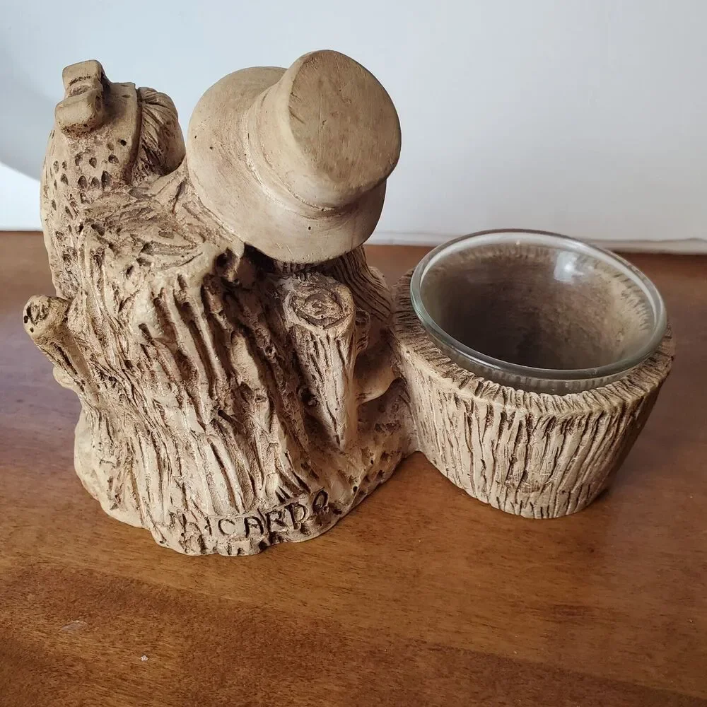 Ricardo Vintage Wood Carving Votive Candle Holder Fancy Couple Kissing On Bench